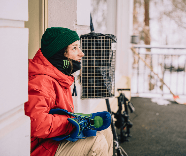 Keep your feet happy all day, from first chair to aprés.